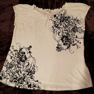 Dress Barn Woman's white blouse size 18/20